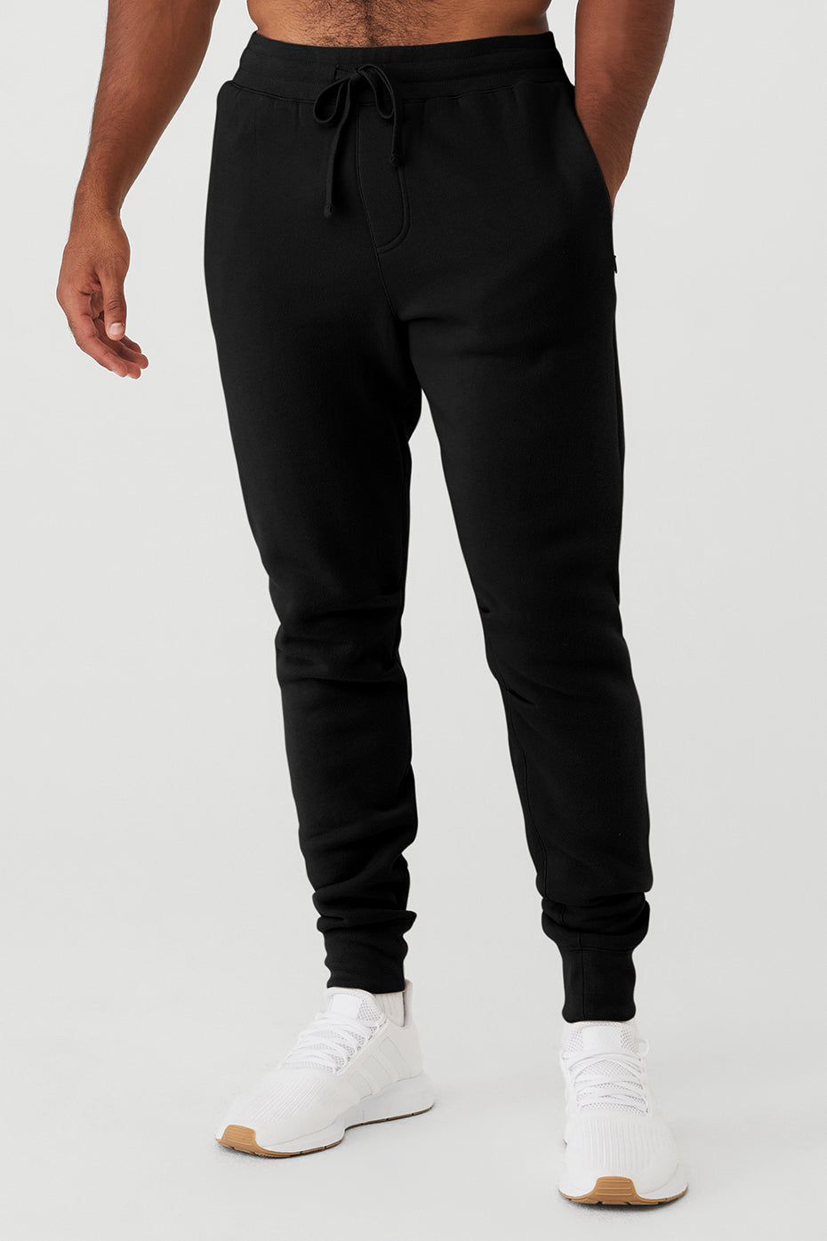 Black Men's Alo Yoga Baseline Sweatpants | PYN-310742
