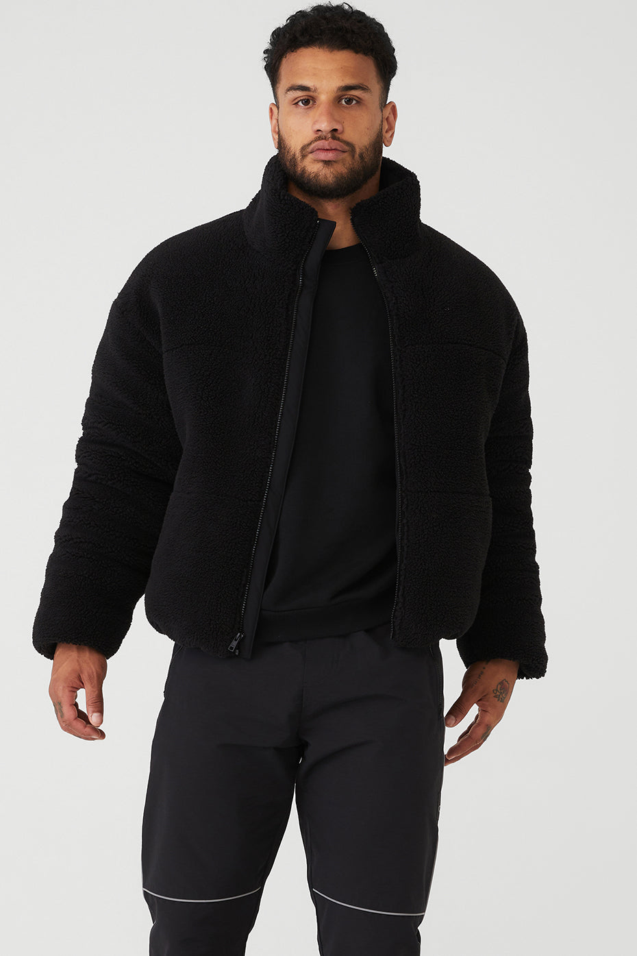 Black Men's Alo Yoga Sherpa Stage Puffer Jackets | IPD-156723