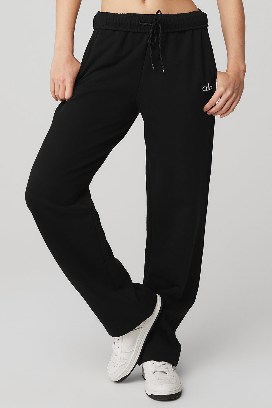 Black Women's Alo Yoga Accolade Straight Leg Sweatpants | LZV-865473