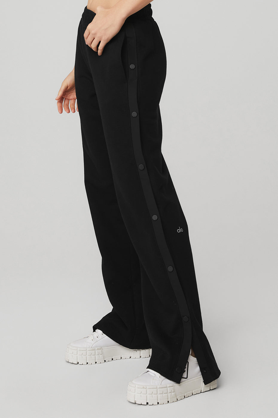 Black Women's Alo Yoga Courtside Tearaway Snap Pants | AHE-814096