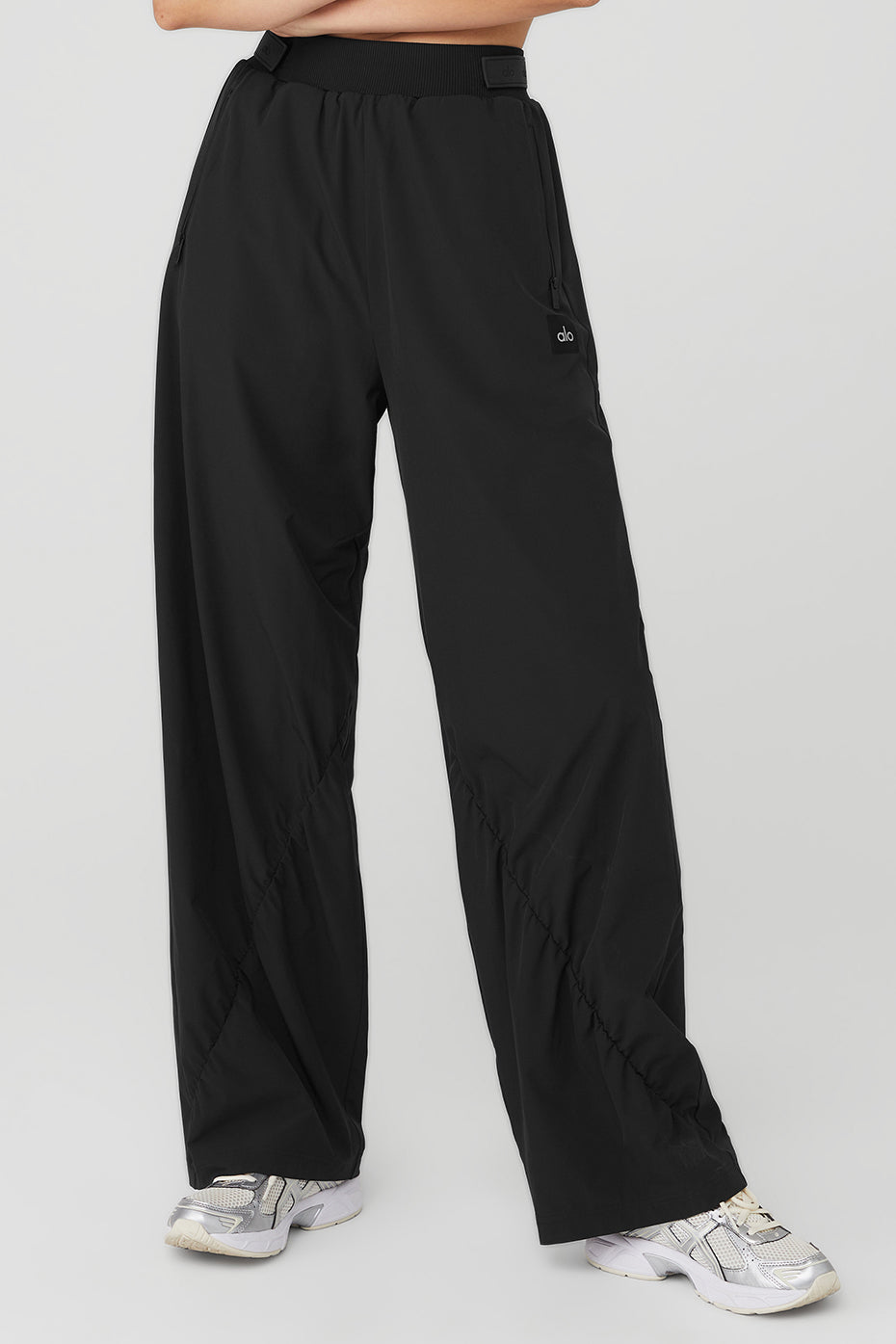 Black Women's Alo Yoga High-Waist Elevation Trousers | PWG-297436
