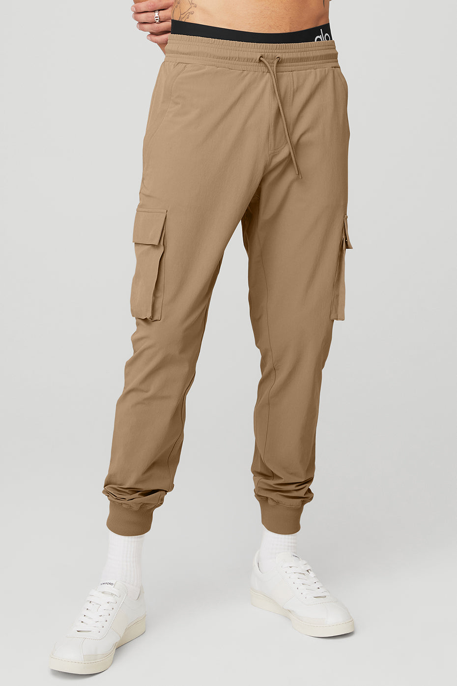 Khaki Men's Alo Yoga Cargo Division Field Pants | IFY-490328