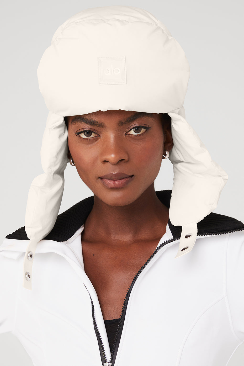 White Women's Alo Yoga Snow Daze Puffer Polar Hats | GNT-713286